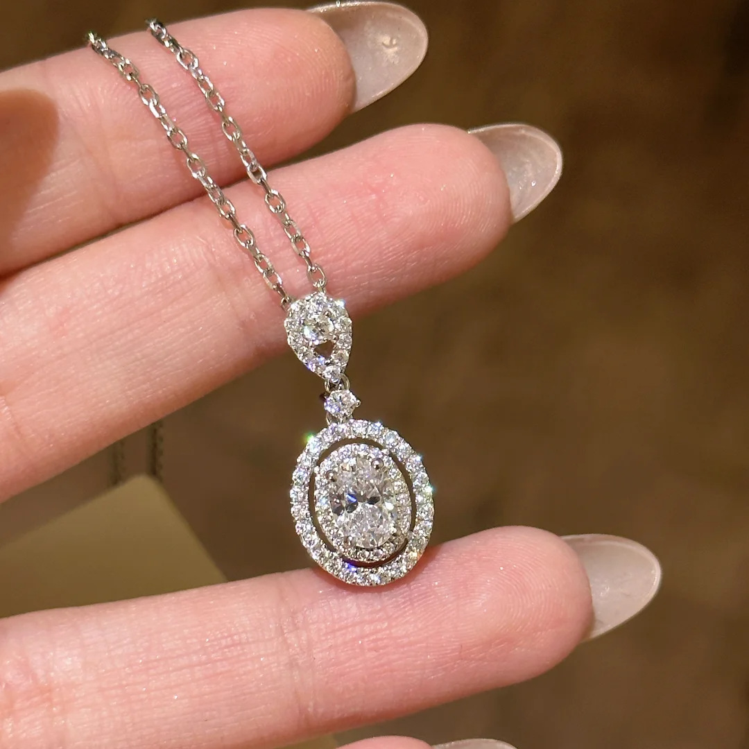2025 Sparkling Luxury Jewelry Dove Egg Pendant 925 Sterling Silver Oval Cut White 5A Cubic Zircon CZ Diamond Gemstones Party Women Clavicle Necklace G
