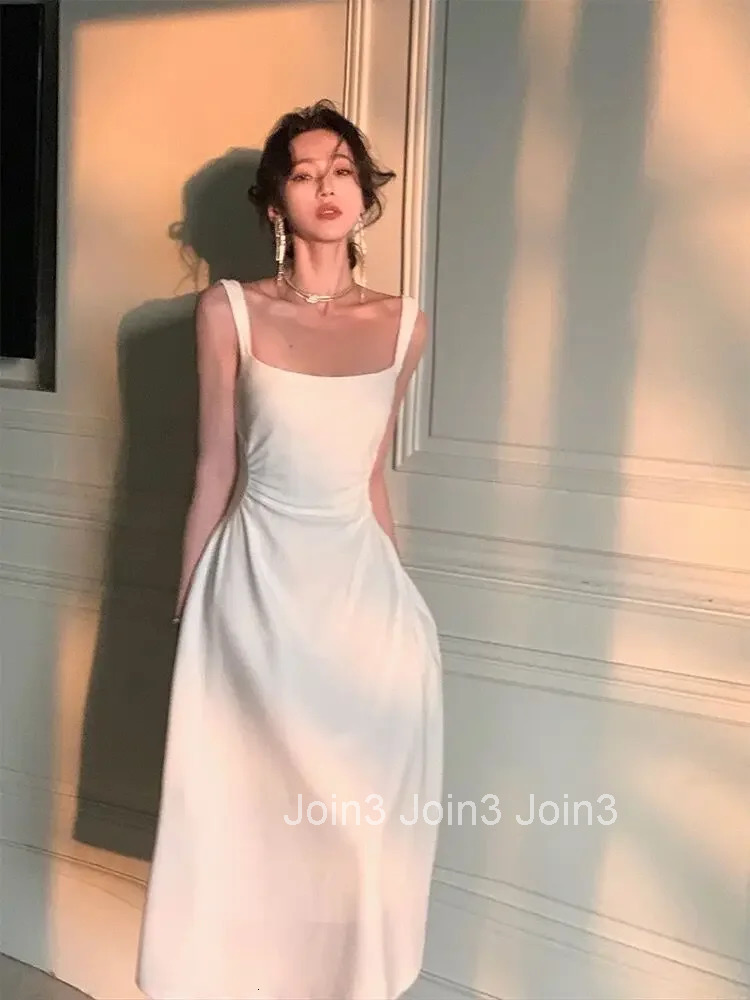 Elegant French Style High-End FeelSimple Square Collar White Tank Dress Medium-Length Ruched Waist-Fitted Vest Dress For Summer