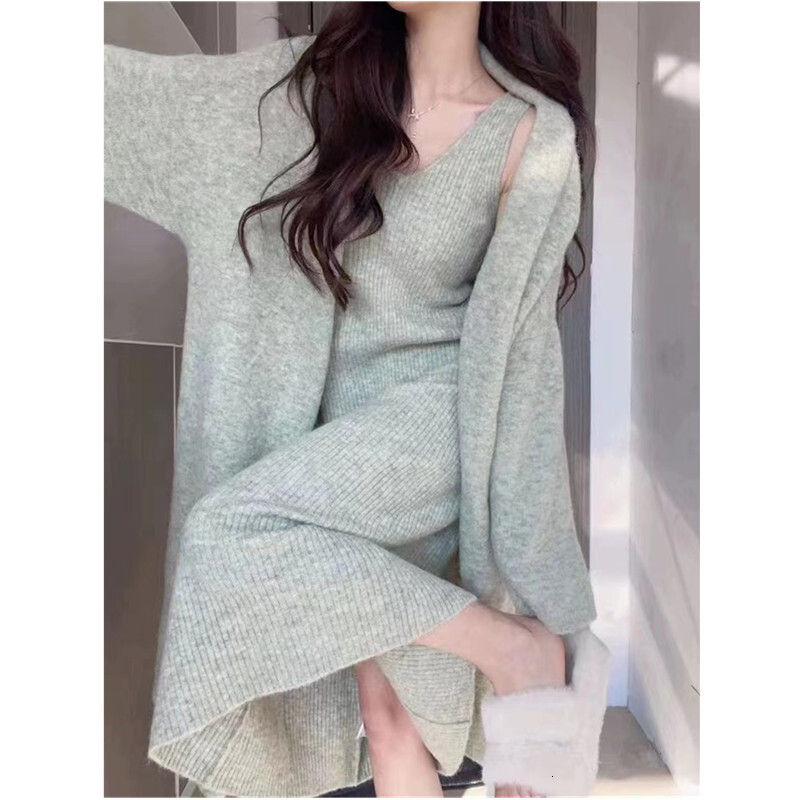 Fashion Women's New Set Knitted Camisole Dress Long Sweater Cardigan Coat Two-Piece Thick