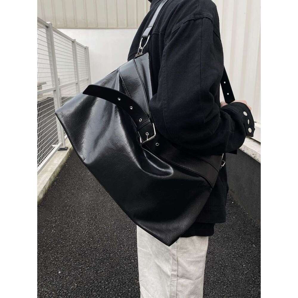 Designer Bag Tote bag Shoulder bag Niche Design Large Capacity New Unisex Oil Wax Leather Single Crossbody