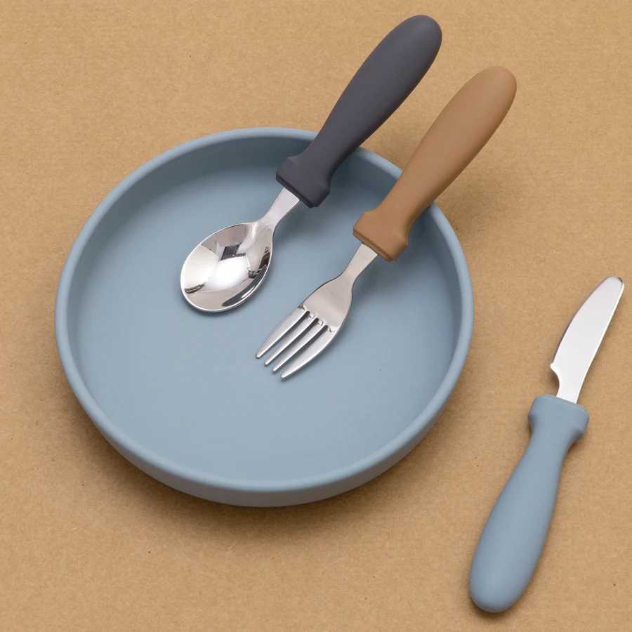 BPA Free Silicone Childrens Tableware Baby Feeding Dishes Plate With Sucker Bowl Infant Training Knife Fork Spoon Baby Stuff X250806