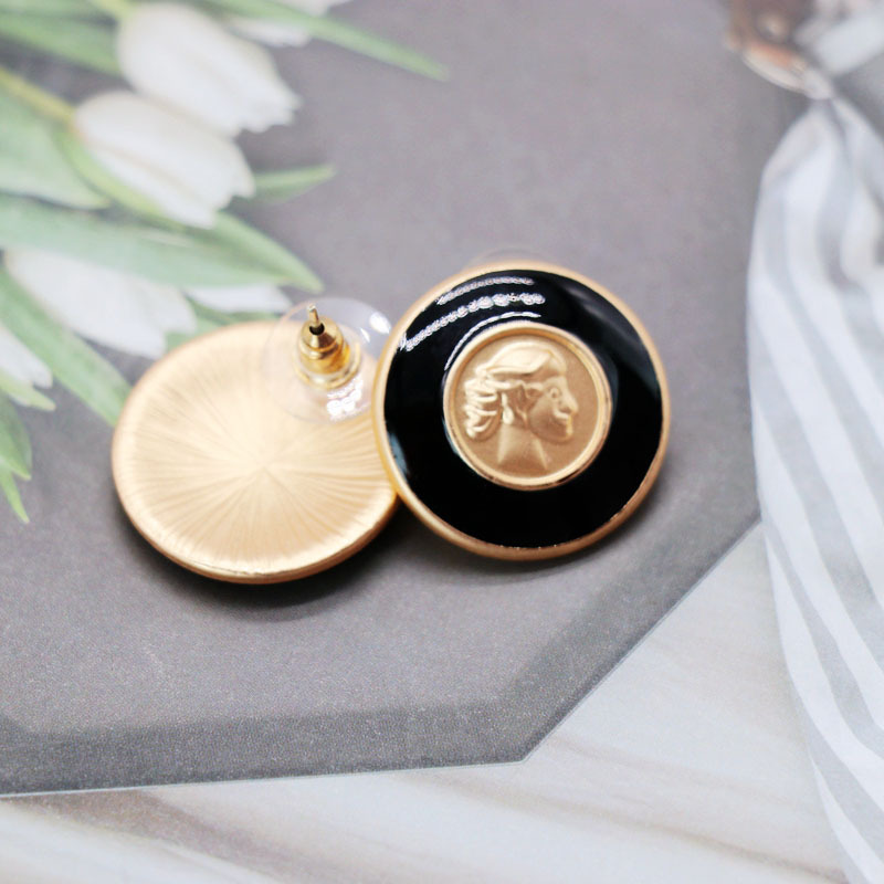 Designer Earring 18K Gold Plated Round Enamel Figure Stud Earring Vintage Retro High-end Jewelry wholesales drop shipping