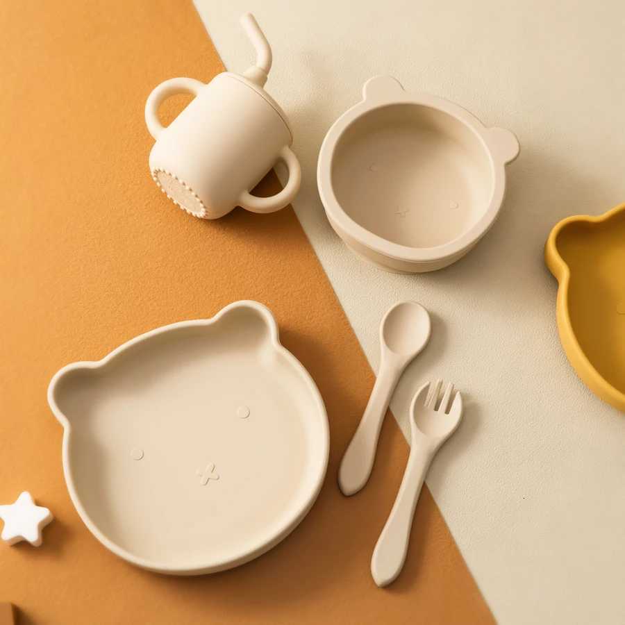 Color Kids Baby Silicone Waterproof Feeding Dishes Plate Suction Bowl Sippy Cup Feeding Training Spoon Fork Dishes Tableware X250806