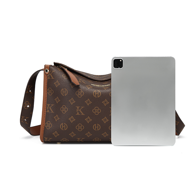 MKF designer bag free shipping Light luxury High quality casual pillow bag trend versatile high-capacity classic Diagonal package for woman brown