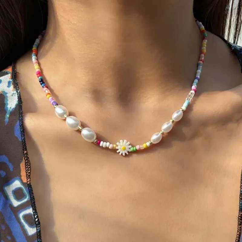 1234567 Bohemian Colorful Beads Chain Fashion Necklaces White Heart Pendant Jewelry For Women Valentines Accessories N0463 Y250805