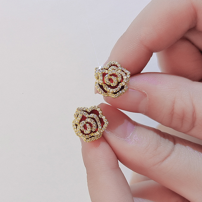 Free Shipping Designer Women's Luxury Jewelry S925 Silver Needle Elegant And Fashionable Diamond Inlaid Two-way Wearing Earrings Rose Tassel Ear 