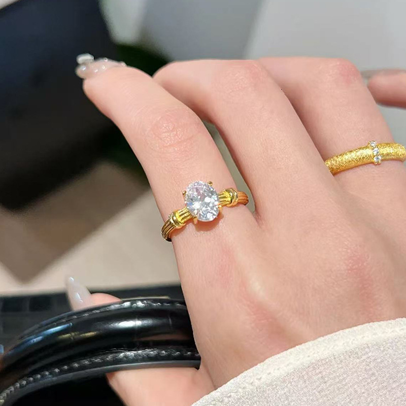 Hui Zhi Yi Jewelry S Silver Gold-Plated Oval 6*8mm Single mond for Women Simple and Elegant Starburst Women's Ring