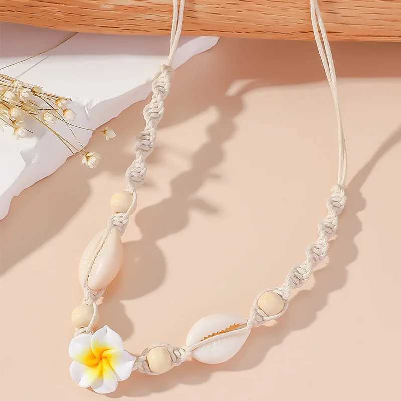 Bohemia Sea Shell Choker Necklace For Women Fashion Summer Sweet Flower Pendant Hand-woven Rope Neck Chain Jewelry Accessory Y250805
