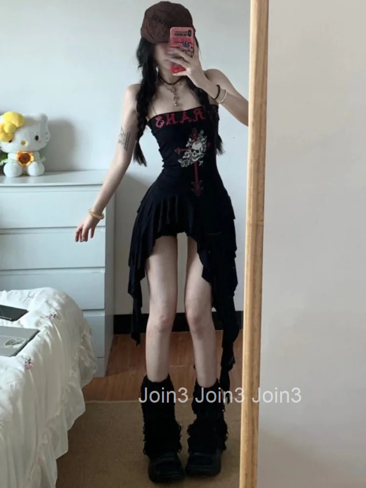 Elegant Irregular Black Strapless Dress for Women Summer New Slim Fit Dresses Y2k High Waist Ruched Vestidos De Mujer