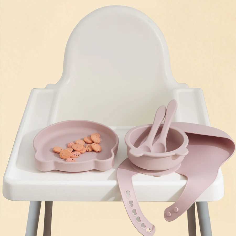 Wholesale Silicone Children Tableware Baby Feeding Set Silicone Sucker Bowl Dishes Plate Spoon Fork Waterproof Bibs Baby Stuff X250806