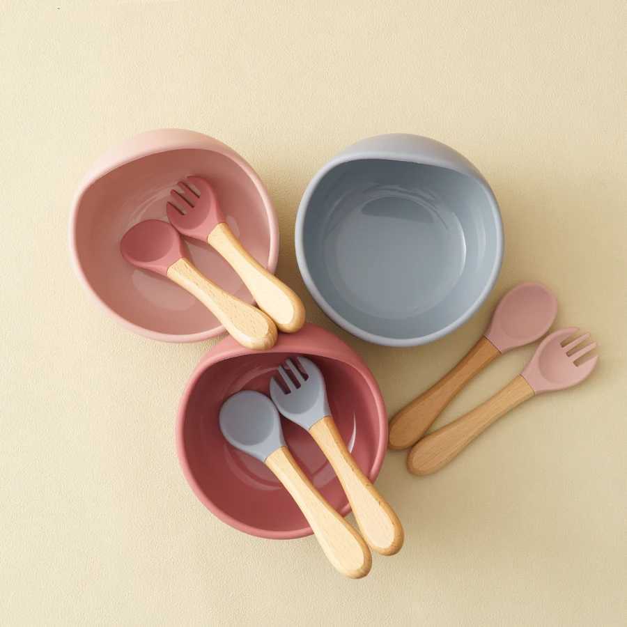 3Pcs Silicone Baby Feeding Bowl Set Baby Learning Dishes Suction Bowl Set Wood Spoon Fork Children Tableware Baby Supplies X250806