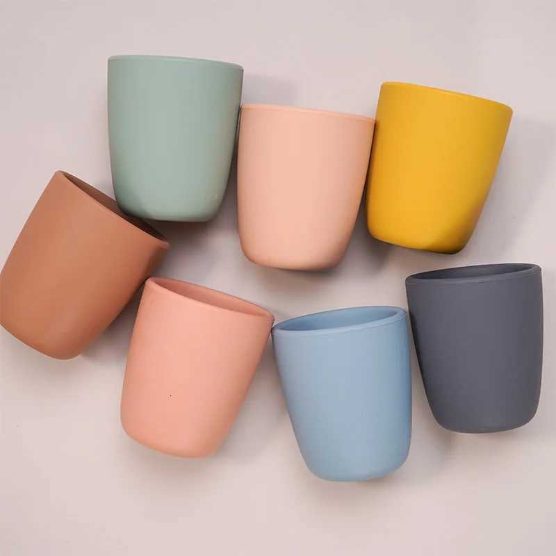 Portable Pure Color Baby Snack Cup Anti Scalding Food Grade Silicone Water Cup Learn To Drink Cup For Children X250806