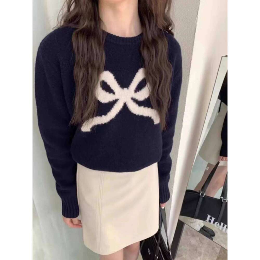 Foreign Style Bow Jacquard Pure Wool Long Sleeve Crew Neck Pullover Sweater Women's Loose Bottom Cashmere Knit Top 250806