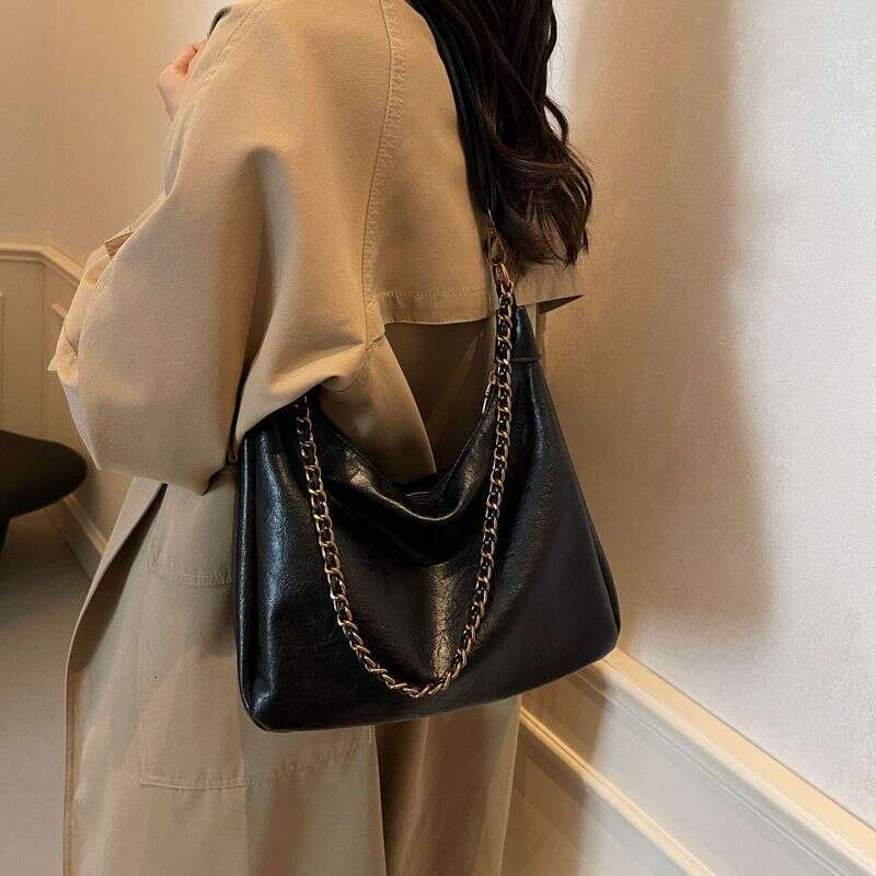 Simple Large Capacity For Women's Autumn And Winter Fashion Chain, Single Shoulder Armpit Versatile Crossbody , Tote