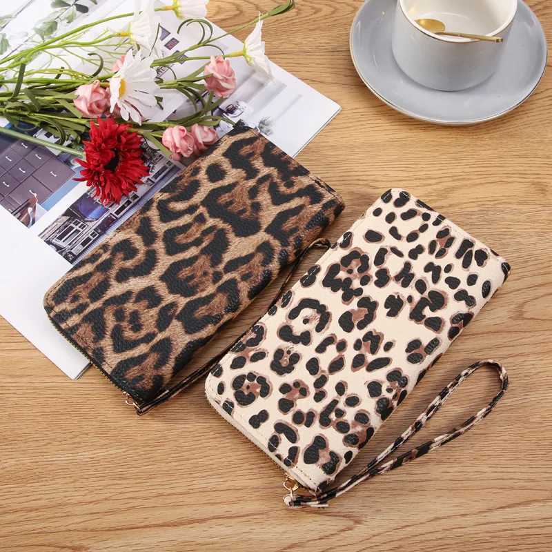 Vintage Leopard Print Long Wristlet Wallet Clutch for Women Leather Zipper Cell Phone Purse Wallet with Coin PocketXJ250806