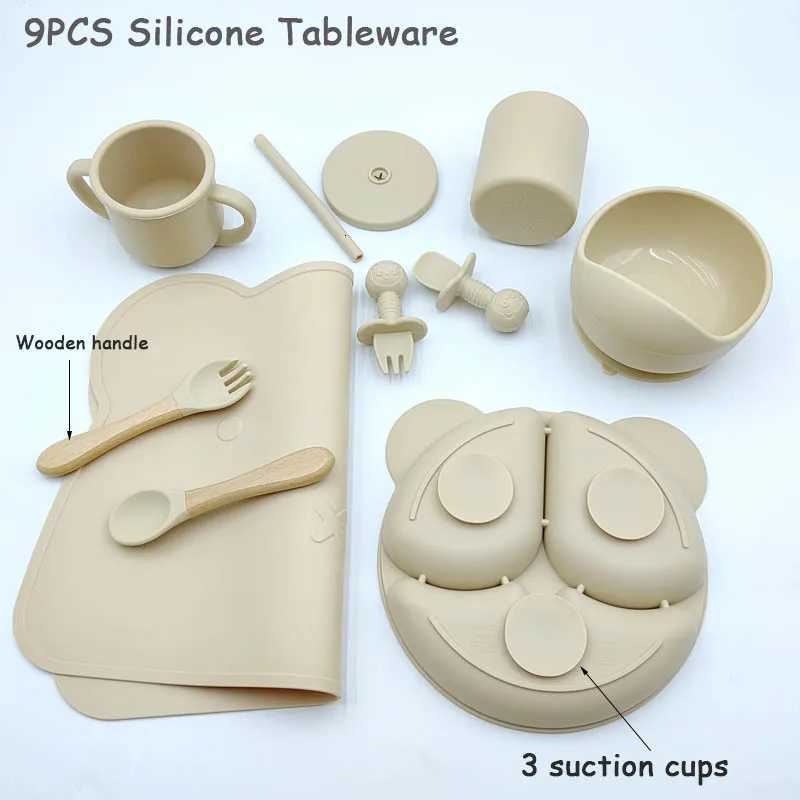 9Pcs Silicone Feeding Set Dinner Plate For Kids Meal Mat Suction Cup Bowl Spoon Fork Personalized Names For Childrens Tableware X250806