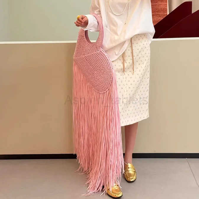 Fashion Straw Woven Shoulder Messenger Bags Womens Love Designer Luxury Crossbody Bag Summer Beach Female Tassel Handbag M250806