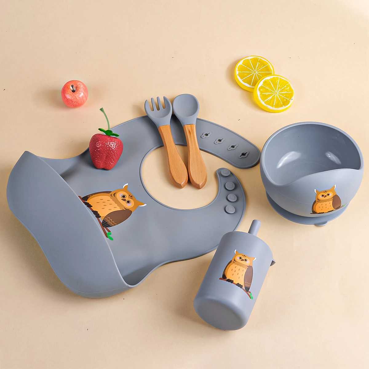 5pcs Baby Silicone Meal Bowl Bib Fork Spoon Set Baby Feeding Tray Bowl Set Bisphenol A Free Gift for Baby X250806