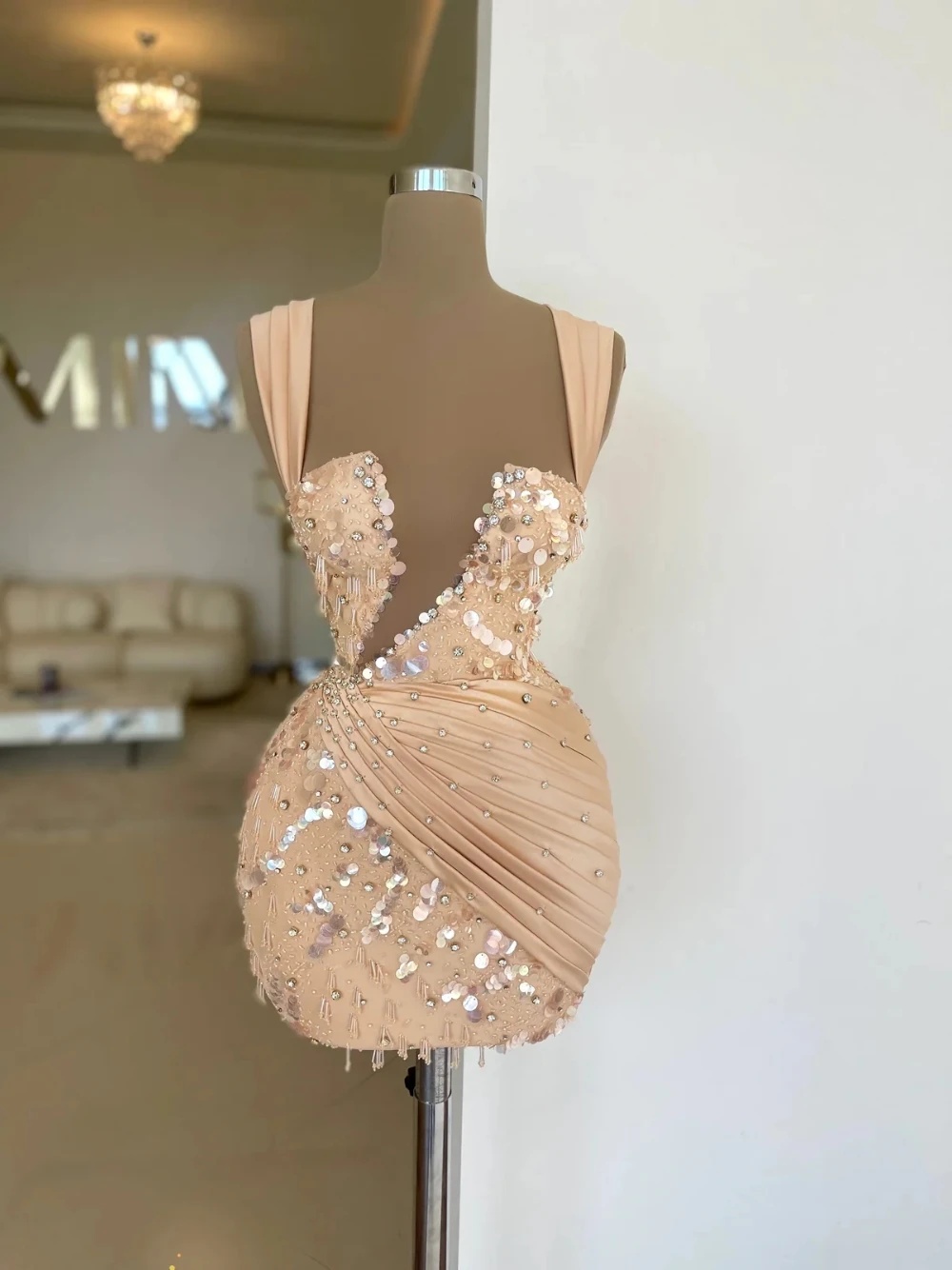 Classic Mini Evening Dresses For Women Sheer Neck Sleeveless Gown Sequins Beaded Short Dress Party Customized Dress