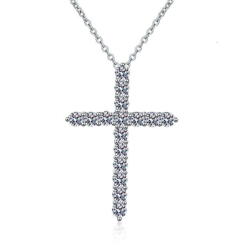 Iced Out VVS Fashion Cross Pendant for Women 1.6 ct D Color Moissanite Dia Necklace