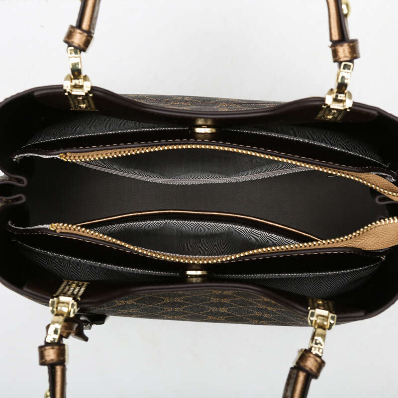 DHessentials Handbag New Versatile Printed Women's Fashionable Elegant Mom Large Capacity Commuter Tote Bag