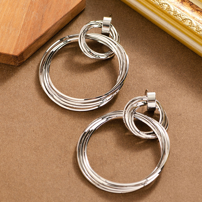 Fashion Exaggerated Style Geometric Circle Earrings for Women Simple Stylish High-end Sier Needle Ear Jewelry
