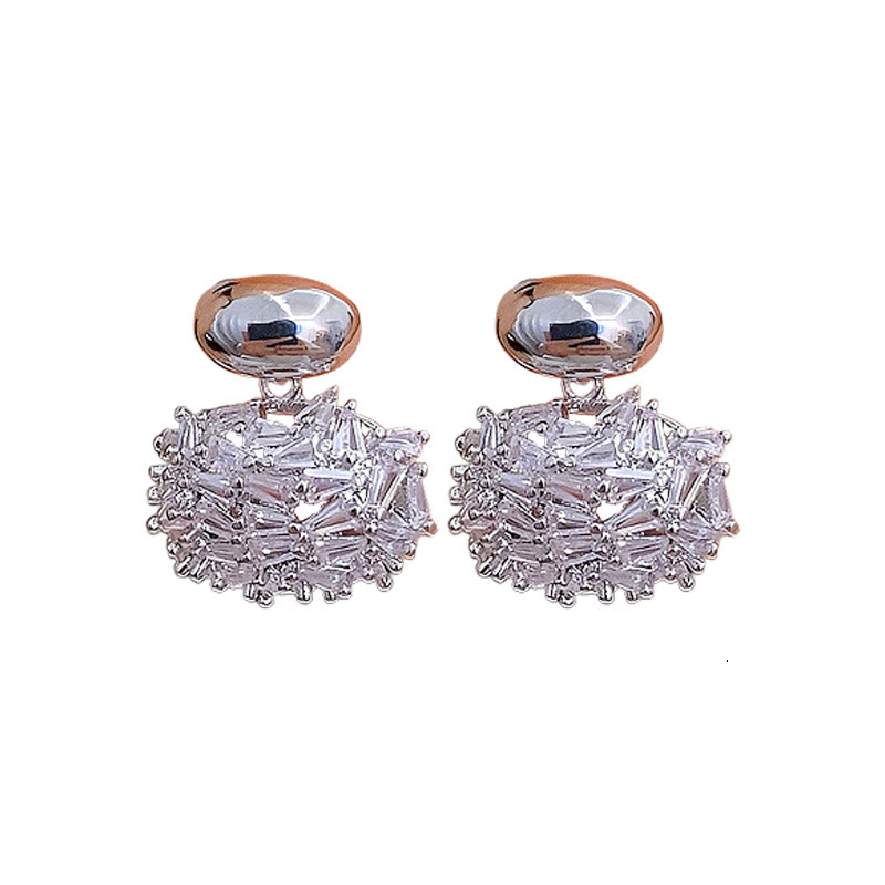 Free Shipping Designer Luxury Jewelry Real Gold Plated Exquisite Oval Hollow Zircon Earrings Sense Elegant Geometric Stud Earrings Fashion Women'