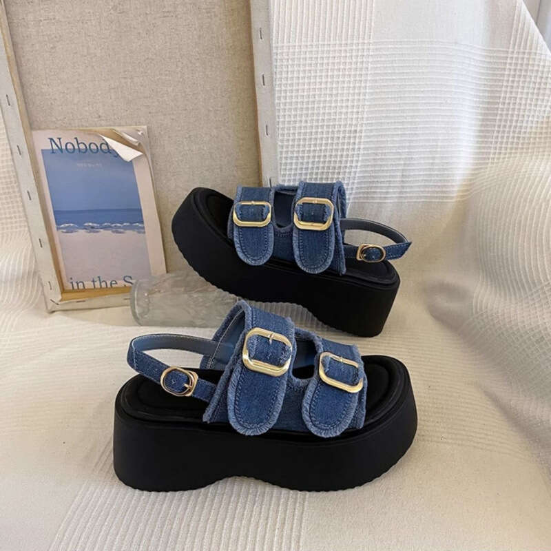 2025 New Versatile Roman Wedge Shoes