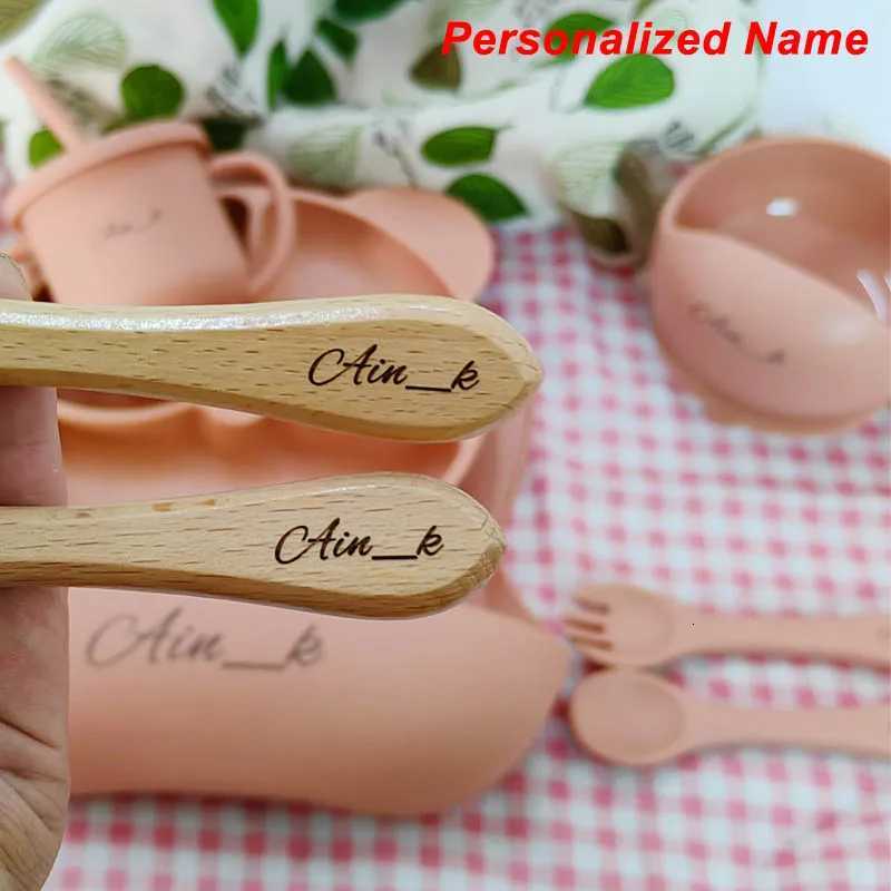 8Pcs/5Pcs Silicone Tableware for Kids Baby Feeding Set Cartoon Plate Personalized Name Sucker Cup Plate Bowl Bib Newborn Gift X250806