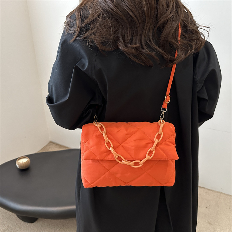 Embroidery Trendy Fashion Casual Chain Shoulder Crossbody Envelope Bag for Women This Years Large Capacity Quilted 250806