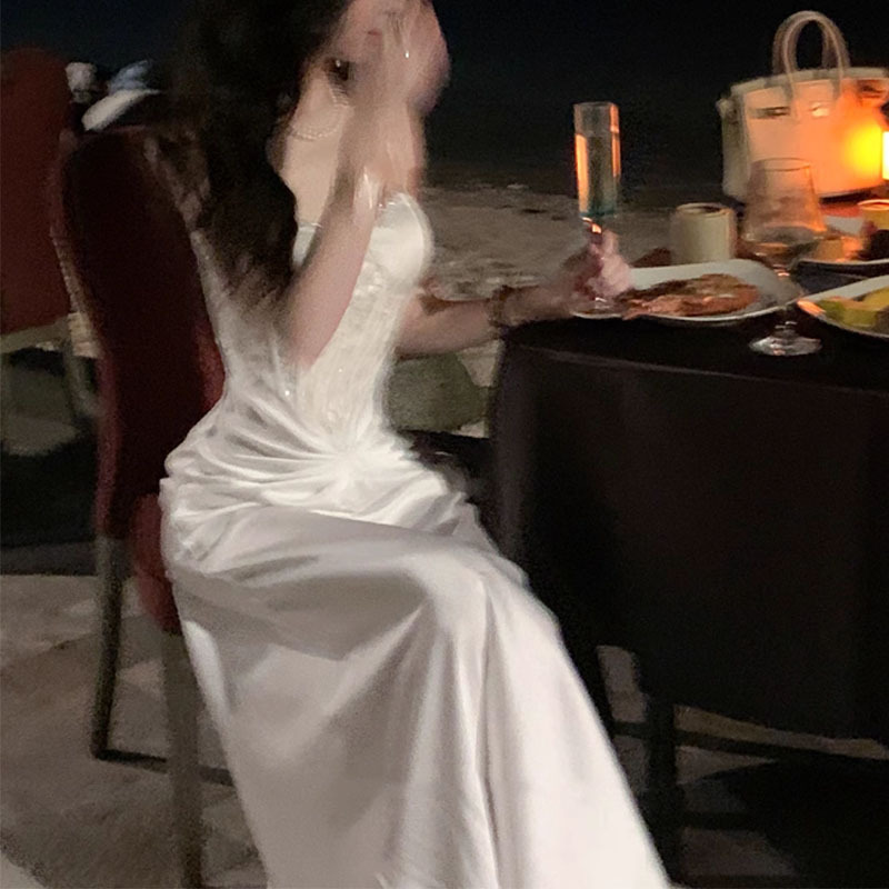 2025 Summer Goddess Comes Spring Fashion Elegance French Social Lace Patch Fishbone Belt Dress New fashion Designer Dress