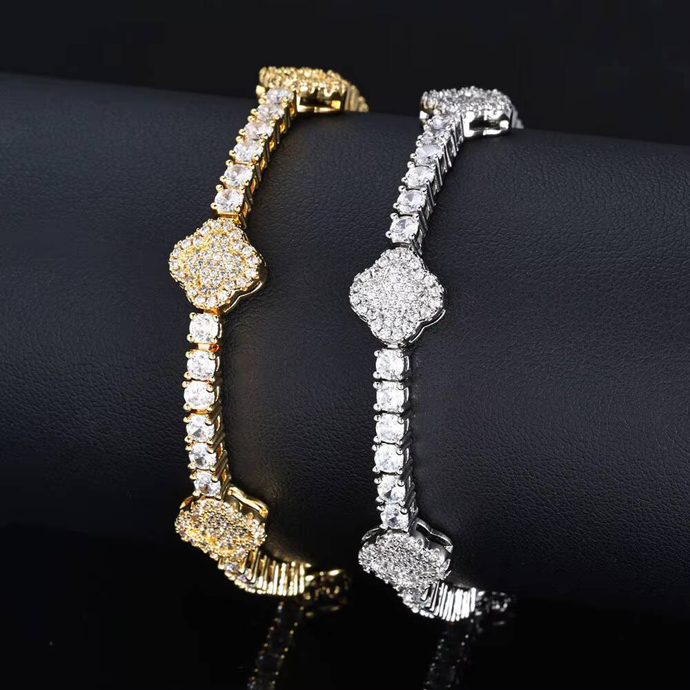 Womens Fashion Tennis Bracelet Small Four Leaf Clover Gold-Plated 925 silver Moissanite Chain Link Bangles Elegant Jewelry