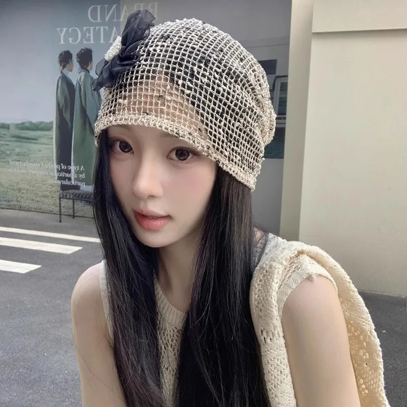Korean Version Niche Hollow Pearl Flower Mixed Color Pullover Hat Womens Summer Y2k Trend Breathable Skull Beanie Cap Gorras 250730