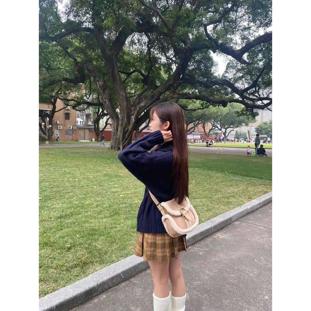 Designer Bag Tote Shoulder Bag Autumn Winter Vintage Lamb Wool For Women New Niche Commuter Suede Fluffy Single Crossbody