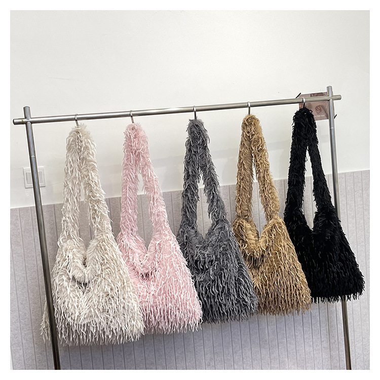 Large Capacity Womens Shoulder Bag with Soft Faux Fur Trim - Perfect for Everyday Use