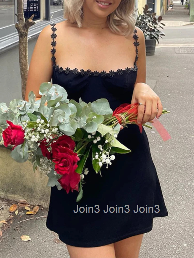 Causal Lace Flower Shoulder Strap Low-cut Mini Dress Women Solid Color Skinny Dress Elegant Club Party Vestidos