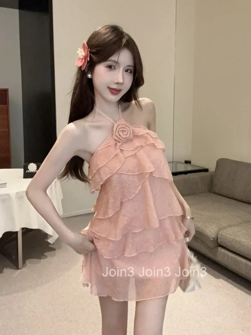 Pure Desire Ruffled Design Hanging Neck Dress Fashion Spicy Girl Backless Flower Multi-layer Dress Elegant Sweet Fashion 6YDL