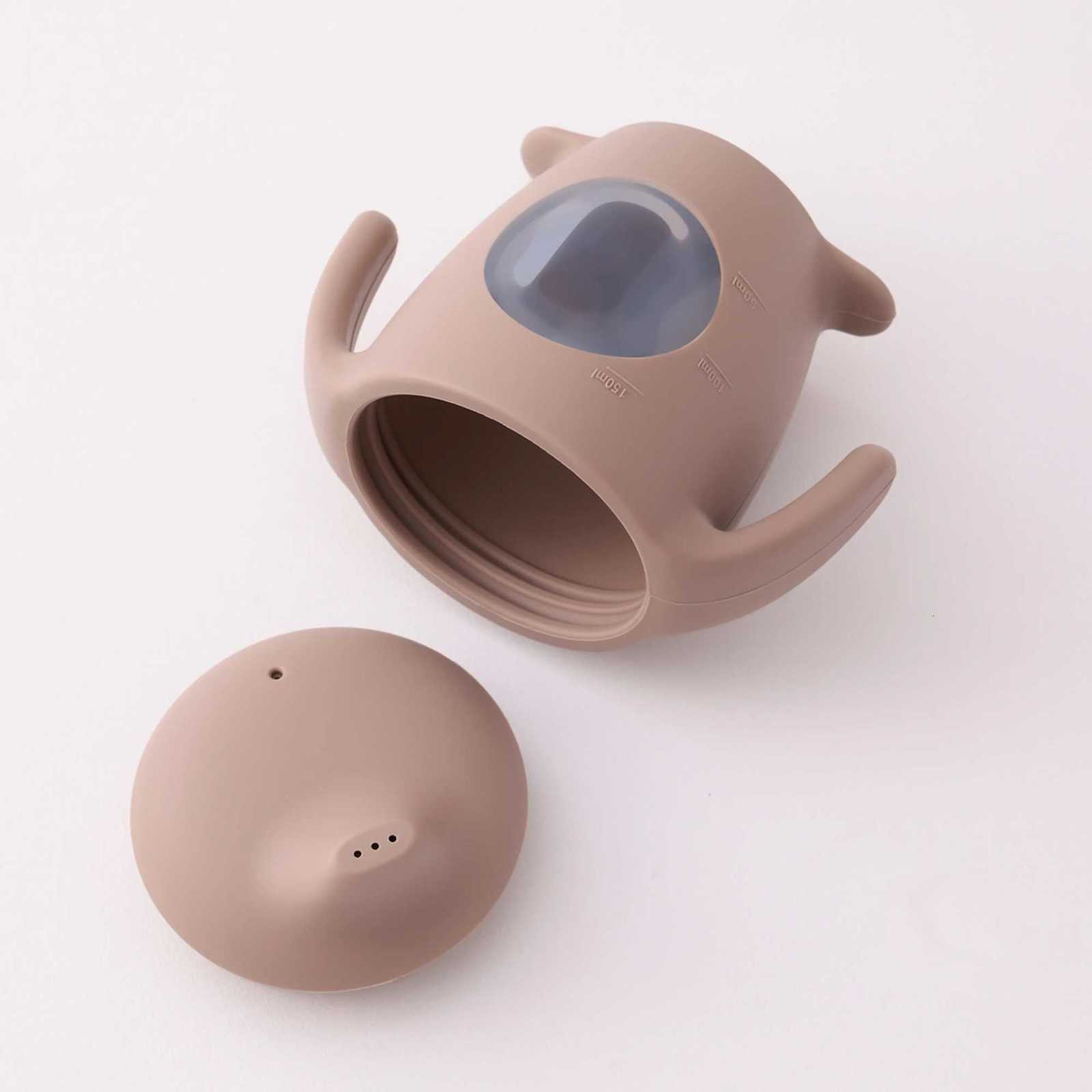 1PC Penguin Shape Silicone Feeding Sippy Cup BPA Free Baby Water Bottle Transparent Leakproof Portable Infant Cup Baby Supplies X250806