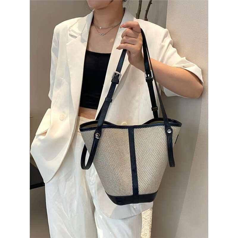 Cowhide New Fashion Versatile Handbag for Women Small Tote Genuine Leather High-end Feel Single Shoulder Crossbody Bag B5