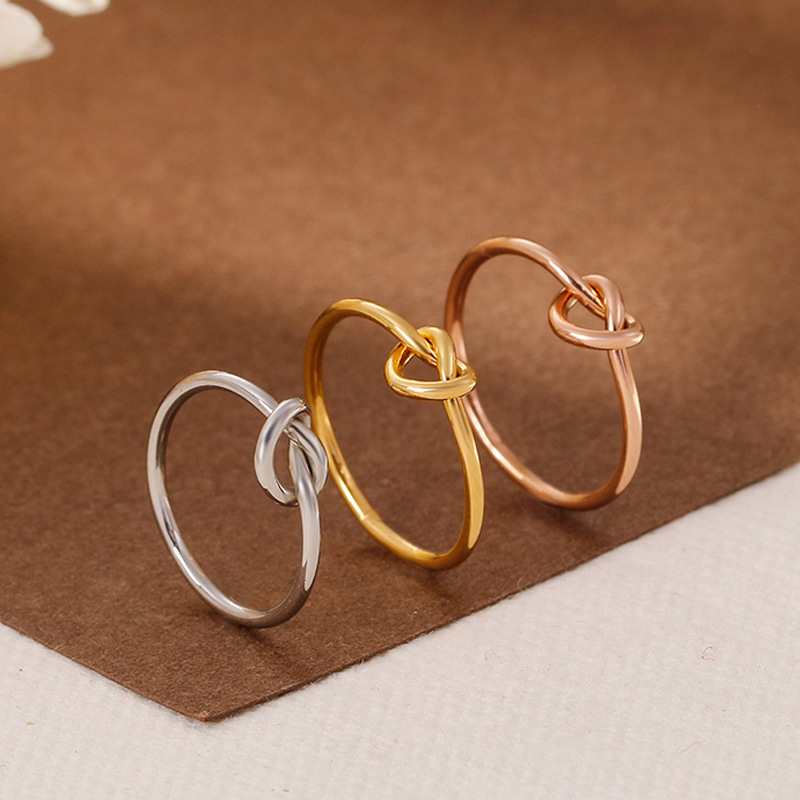 A Small Fashion Creative Design Sense of Stainless Steel Love Knot Simple Multi-match Ring for Women Designer Jewelry Wholesales Drop ship