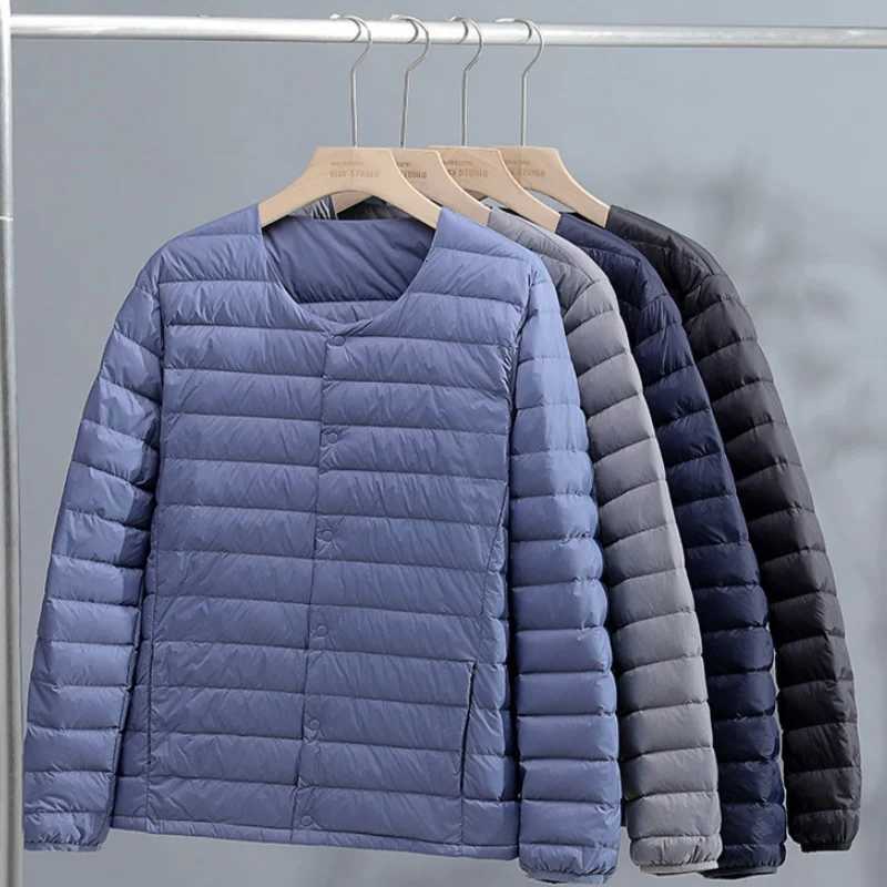 Mens ultra light down jacket for autumn and winter 2025 new simple casual round neck mens lightweight jacket with warm lining W250806