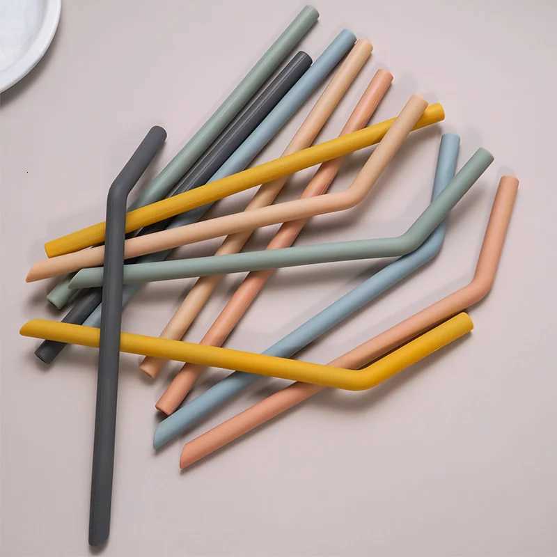 Reusable Solid Color Silicone Straws Food Grade Foldable Flexible Bent Straight Drinking Straws Kids Party Supplies Bar Tools X250806