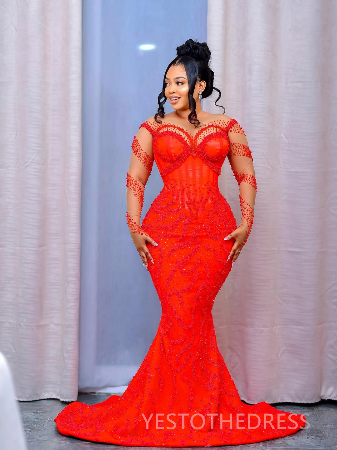 2025 Plus Size Red Prom Dress Evening Dresses Formal Gowns Illusion Sheer Neck Long Sleeves Beaded Lace Birthday Dress Second Reception Gowns For Blac