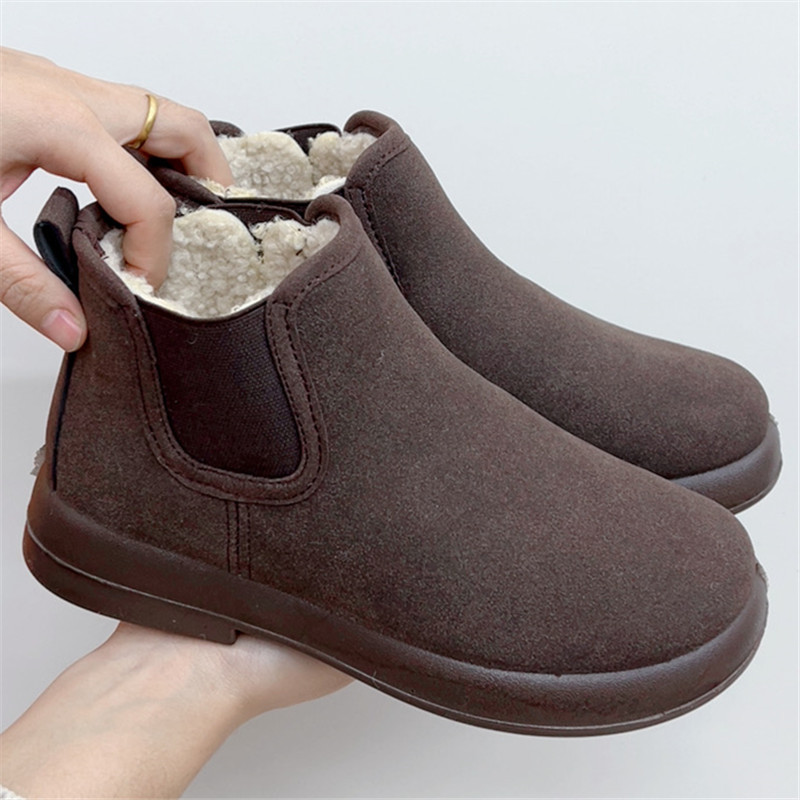 Winter Plush Female Cotton Warm Mother Shoes Flat Comfortable Ankle Non Slip Snow Boots 2025S Hot