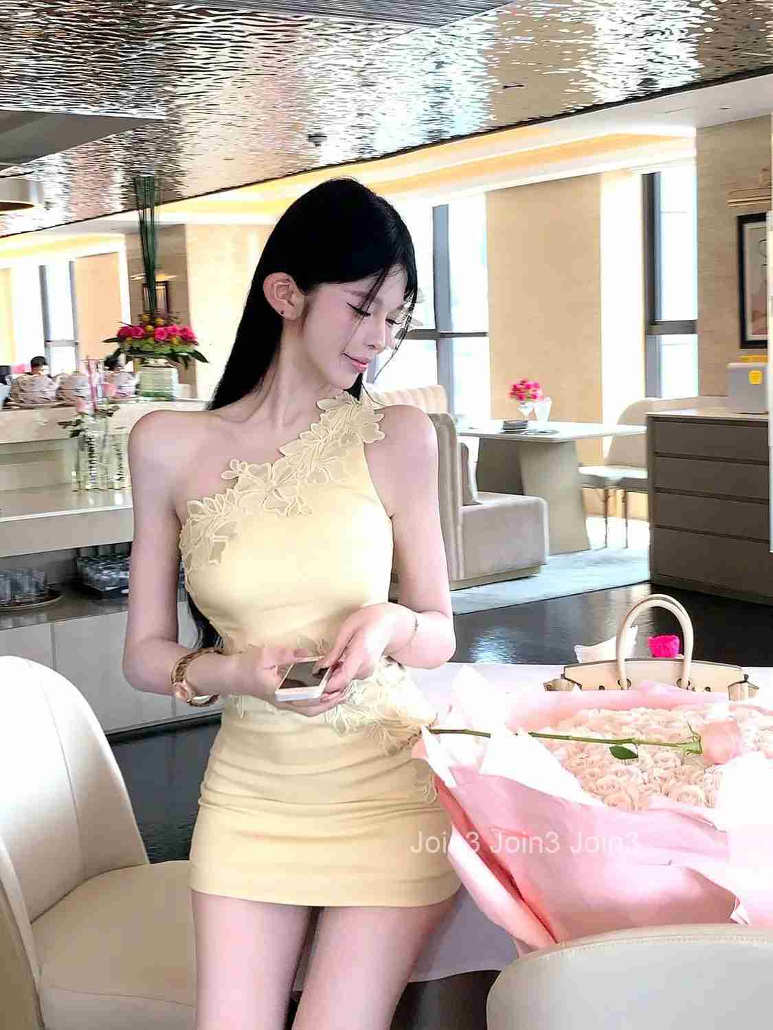 Luxury Heavy Embroidery Asymmetric Shoulder Dress Summer Elegant Wrap Bodycon Skirt