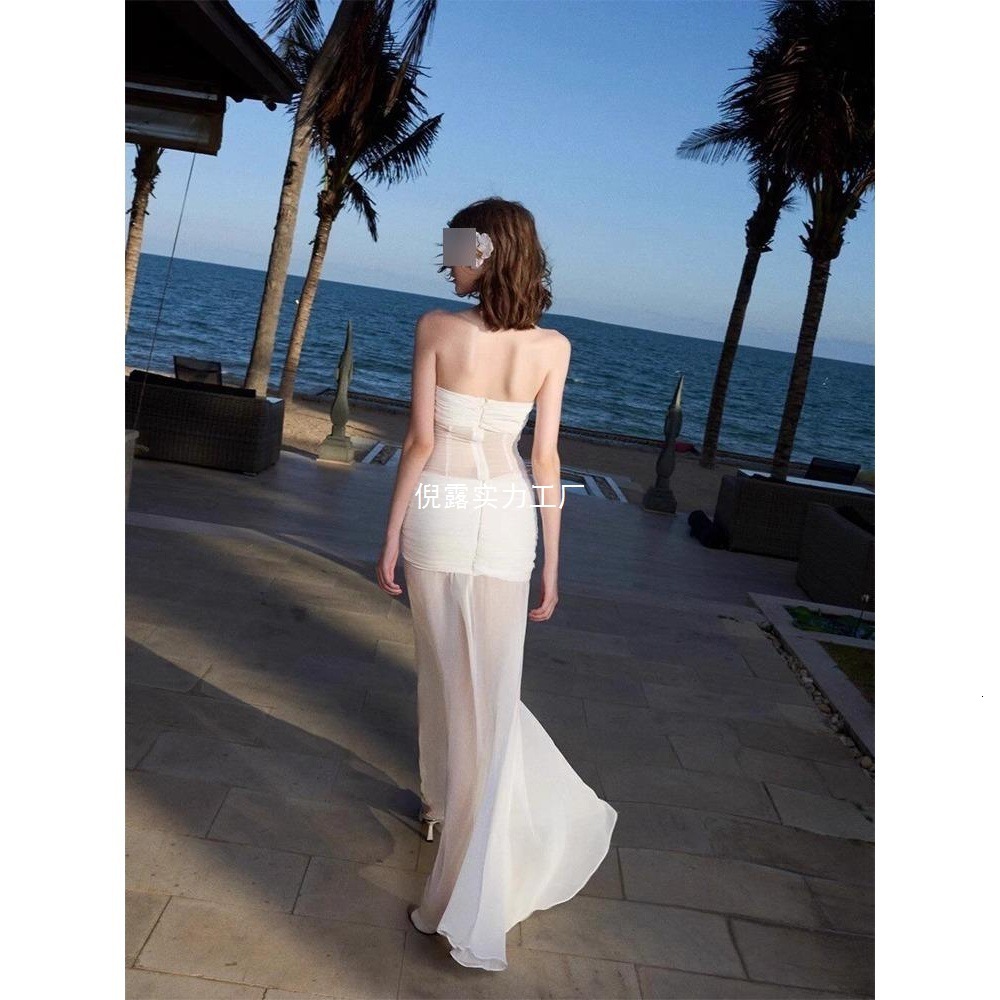 2025 Summer Beach Vacation Dress Pure Desire Style trend Spicy Girl Fashion Off Shoulder Tube Top Slim Tight Dress Off Back Summer Dress New Designer 