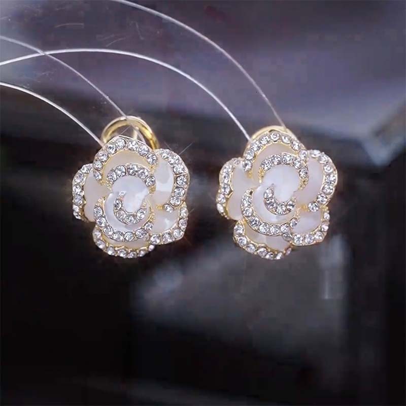 S925 Silver Needle Korean Women's Ear Nails Free Shipping Designer Luxury Jewelry Camellia Charm Ear Nails Fashion 3D Rose Ear Accessories
