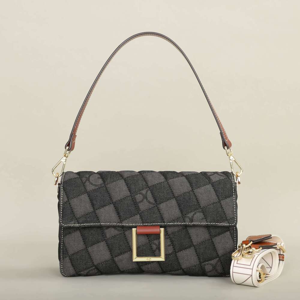 PG brand design bright ladies crossbody new exquisite high quality hot selling fashion commuter bag