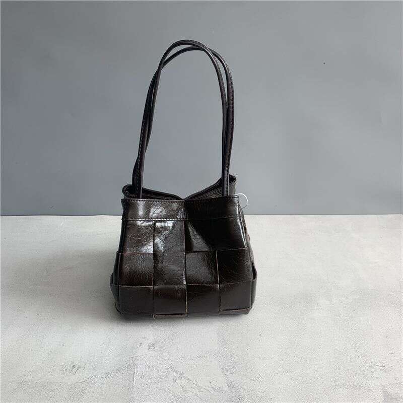 Designer Bag Tote Shoulder Bag Niche Design Top Layer Oil Wax Cowhide Handbag Burst Pattern Fashion Woven Versatile Bucket Transformable
