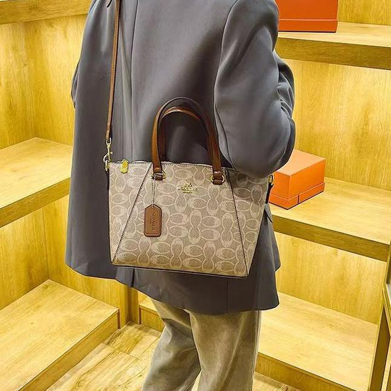 Designer Bag Shoulder Bag Wallet Luxury Bag Crossbody Handbag Tote High Quality High Capacity Black Printed New Shoulder Designer Bags004